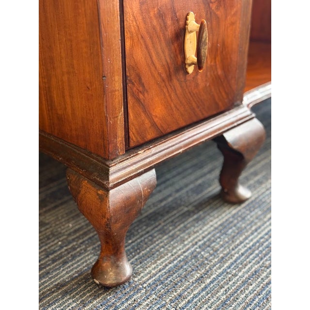Antique Victorian Dressing Table With Tri-Fold Mirrors and Celluloid Handles (French Ivory) For Sale - Image 14 of 18