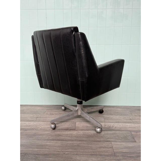 Vintage Italian Office Armchair in Leather and Steel, 1970s For Sale - Image 17 of 18