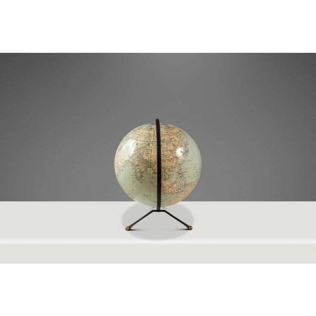 Mid-Century Modern Space Age Inflatable Table Top Globe W/ Metal Stand by c.s. & Hammond & Co. , Usa, C. 1950s For Sale - Image 4 of 18