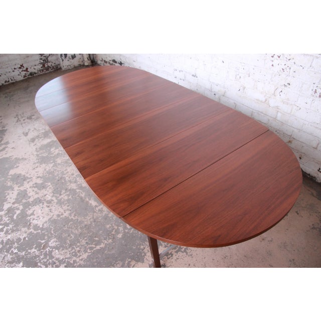 Paul McCobb for Calvin Mid-Century Modern Walnut Extension Dining Table, Newly Restored For Sale In South Bend - Image 6 of 13