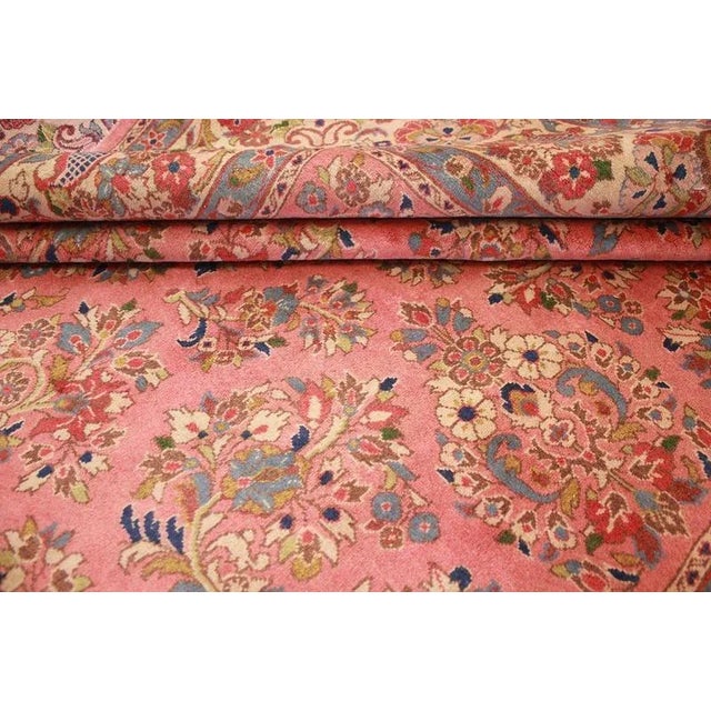 Middle Eastern Hand-Knotted Sarough Rug in Wool For Sale - Image 9 of 10