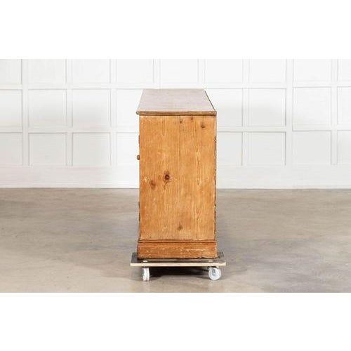 19th Century English Pine Dresser Base, 1880s For Sale - Image 9 of 15