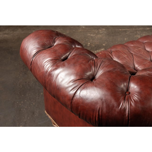 Late 20th Century Tufted Leather Chesterfield Sofa in Burgundy For Sale - Image 10 of 15