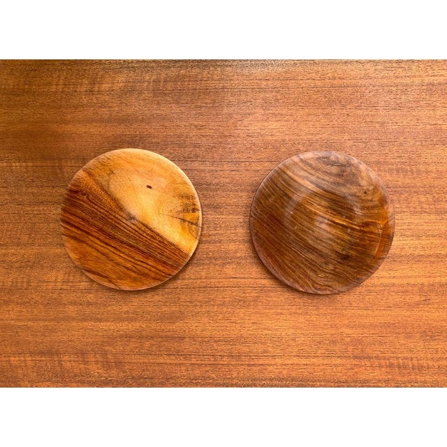 Mid-Century Wooden and Ceramic Plates, 1960s, Set of 2 For Sale - Image 10 of 18