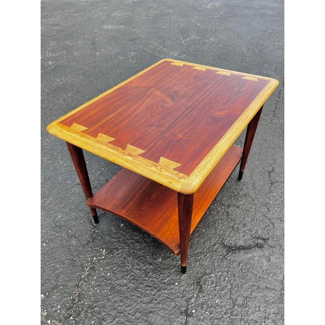 Brown Mid Century Modern ‘Acclaim’ Side Table With Curved Lower Shelf | AltaVista Lane Furniture For Sale - Image 8 of 12