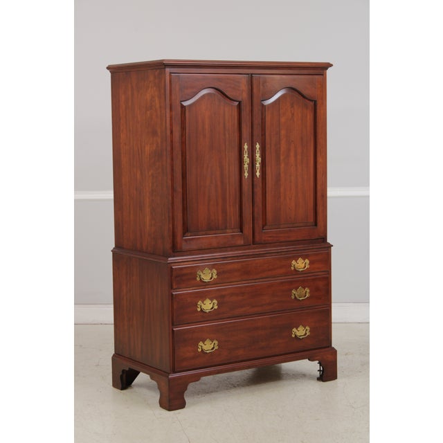 Age: C.1994 Details: Finish no.24 Model 171TV High Quality Construction Raised Panel Doors Traditional Style Solid Brass...