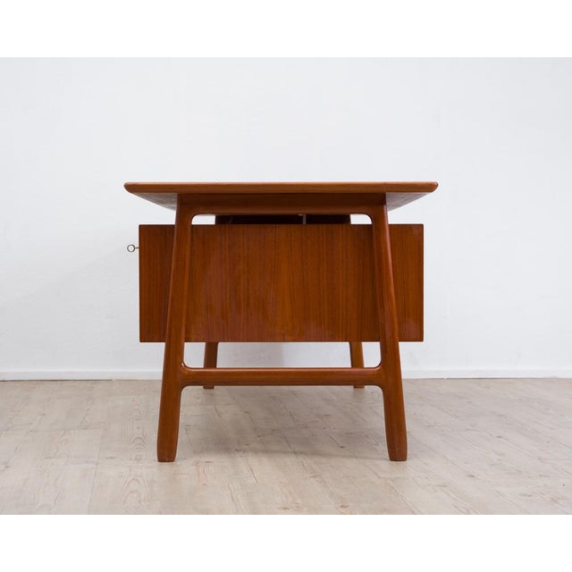 1960s Danish Teak Model 75 Desk from Omann Jun, 1960s For Sale - Image 5 of 18