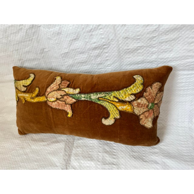 Baroque 17th Century Florentine Velvet and Silk Pillow For Sale - Image 3 of 3