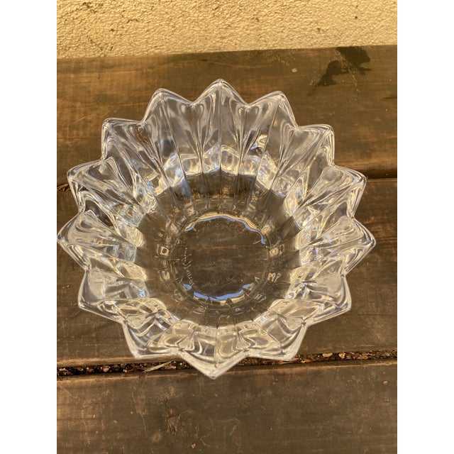 Art Deco 1960s Crystal Tulip Shape Vase With Signature For Sale - Image 3 of 7