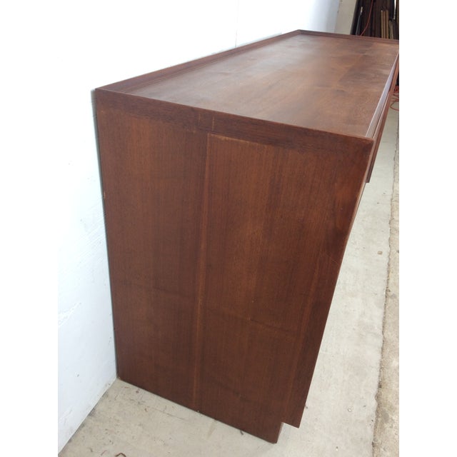 Wood Mid Century Modern Six Drawer Walnut Lowboy Dresser For Sale - Image 7 of 17