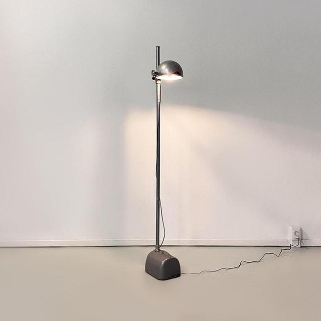 German Hanau floor lamp in Bauhaus -style metal and steel style, 1930 ca. Lamp from industrial land, of German origin,...