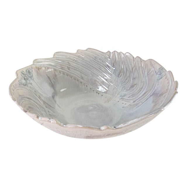 Lafe & Barb Garnier Studio Pottery Bowl – Embossed Shells & Iridescent Glaze For Sale