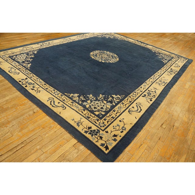 Antique Peking Chinese Floral Navy Open Field Medallion Oriental 1920s Rug For Sale - Image 4 of 11