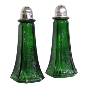 Emerald Green Salt and Pepper Shakers Embossed Depression Glass 2pc Pair 4510b
