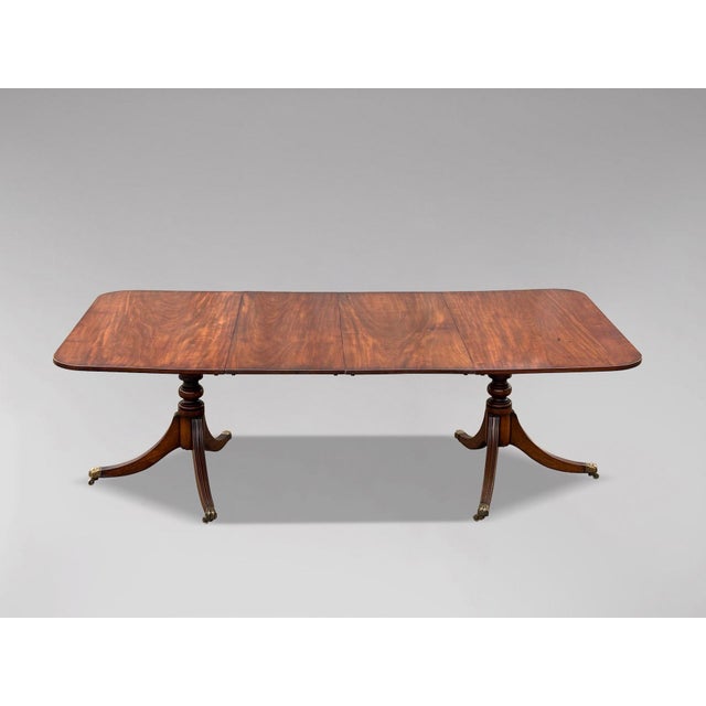Early 19th Century Antique Georgian Twin Pedestal Dining Table in Mahogany, 1800 For Sale - Image 5 of 9