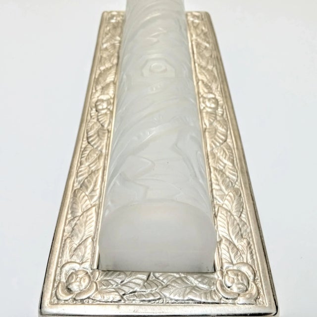 Mid 20th Century French Art Deco Wall Sconces by Schneider - a Pair For Sale - Image 5 of 6