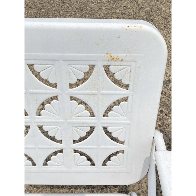 Early 20th Century Vintage Starburst Pie Crest Metal Outdoor Patio Springer Lounge Chairs - a Pair For Sale - Image 5 of 13