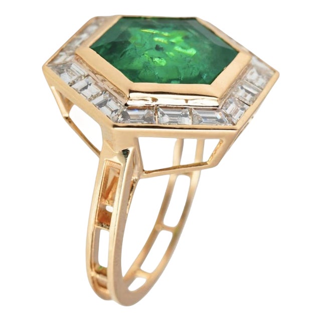 Art deco style Natural high quality zambian Emerald & diamond ring 18k gold For Sale