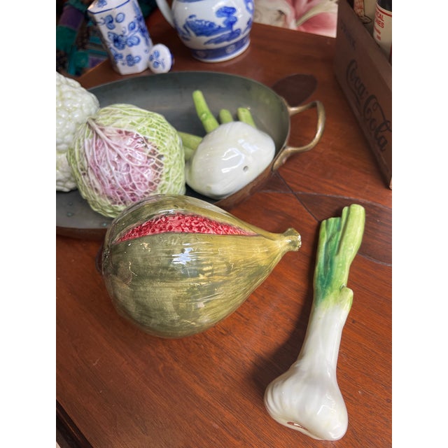 Green Set of 6, Vintage Ceramic Vegetable and Metal Basket Set For Sale - Image 8 of 11