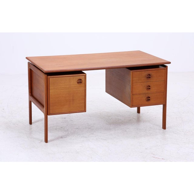 Mid-Century Danish Teak Desk by Arne Vodder For Sale - Image 4 of 16