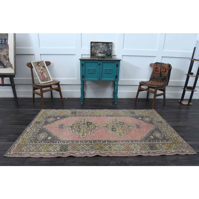1970s Vintage Handmade Wool Cotton Pink Area Rug For Sale - Image 10 of 11