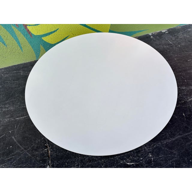 Mid-Century Modern Mid Century Eero Saarinen for Knoll Tulip Coffee Table For Sale - Image 3 of 9