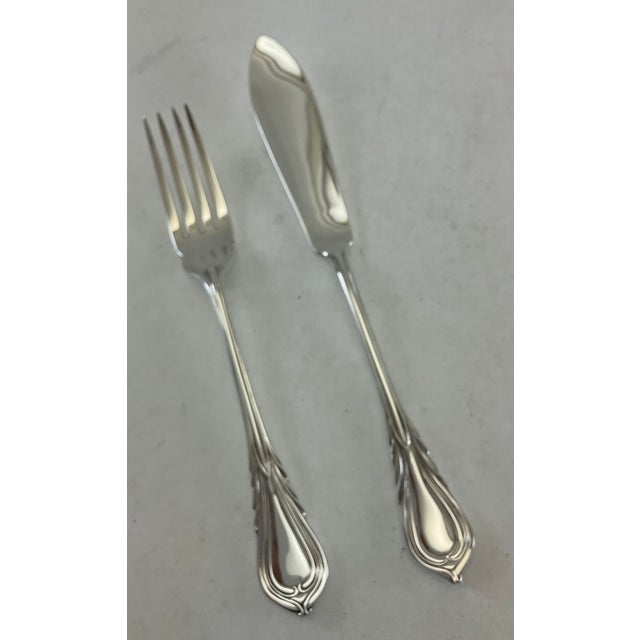 1980s Silver 12 Pair Fish Eaters, 12 Fish Forks & 12 Fish Knives, Lily - 24 pcs For Sale - Image 9 of 14