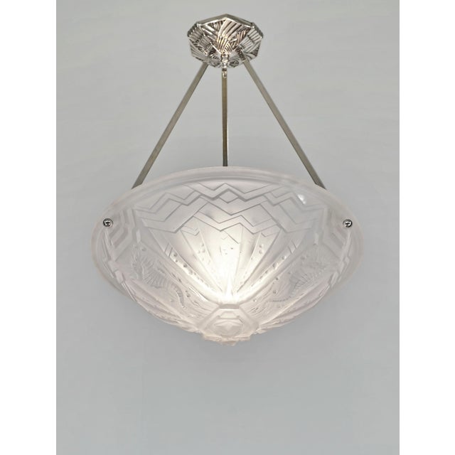 Art Deco 1930s French Art Deco Pendant Light by Hettier Et Vincent & Muller Freres France For Sale - Image 3 of 9