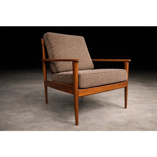 Grete Jalk Armchair in Caviuna & Mushroom Brown Bouclé, Rino Levi, Brazil, 1960s - Lot 491C For Sale - Image 9 of 17