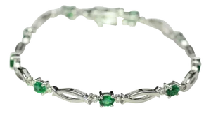 The Slana: Ladies Contemporary Emerald and Diamond Bracelet in 14K Gold