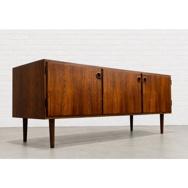 Wood Low Danish Mid Century Modern Credenza by Sven Ellekaer for Albert Hansen Mobelfabrik | Rosewood Sideboard, Made in Denmark C. 1960’s For Sale - Image 7 of 16