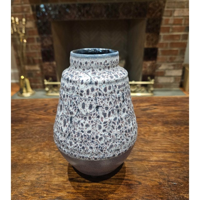 This highly sought-after and unusual TR piece, in purple and white, features the T/R inscription on the bottom and a...