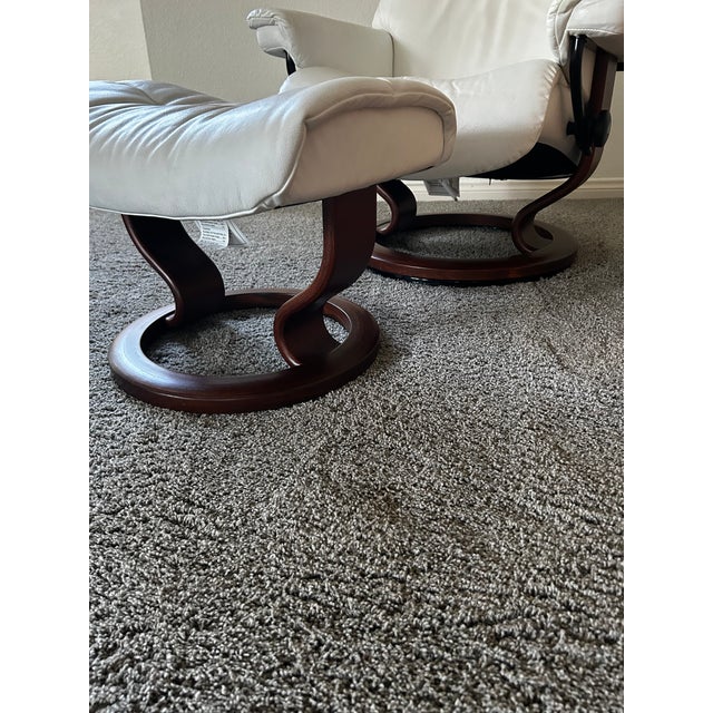 Mid 20th Century Scandinavian Ekornes Stressless Lounge Chair and Ottoman in White Leather & Rosewood For Sale - Image 11 of 18