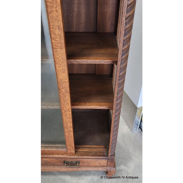 Antique Carved Quartered Oak Paine's Furniture Sliding Glass Door Bookcase C1890-1910 For Sale - Image 10 of 18