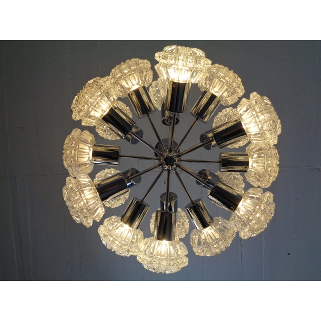 Silver Large Space Age Sputnik Hanging Lamp with 18 Glasses by Richard Essig, Gerrmany, 1960s For Sale - Image 8 of 18