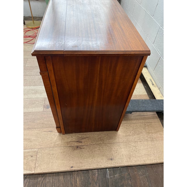 Saginaw Mid Century Saginaw Furniture Hideaway Extendable Dining Table For Sale - Image 4 of 12