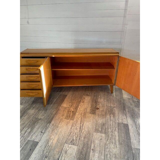 Vintage Sideboard from Tâtra Nafromtok, 1965 For Sale - Image 7 of 8