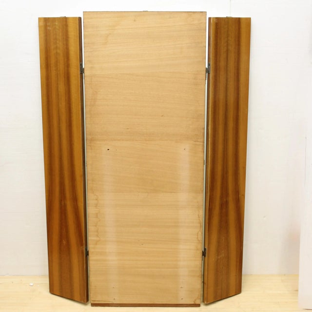 1950s Large Trifold Maple Mirror For Sale In Fayetteville, AR - Image 6 of 6