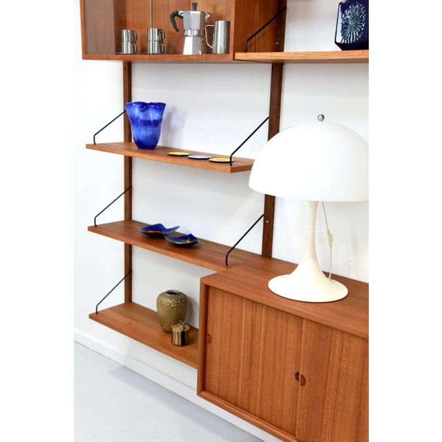 1960s Royal System Shelving System in Teak from Poul Cadovius, 1960s, Set of 15 For Sale - Image 5 of 18