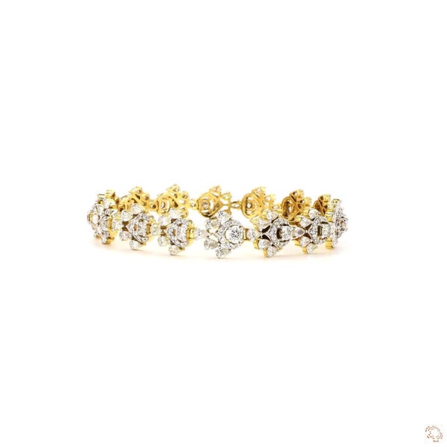 Early 21st Century 2.63 Carat Round Brilliant Cut Diamond Gold Bracelet For Sale - Image 5 of 9