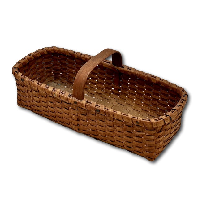 American Outstanding Small Size Antique New England American Hand Woven Ash Wood Splint Egg Gathering Basket For Sale - Image 3 of 18