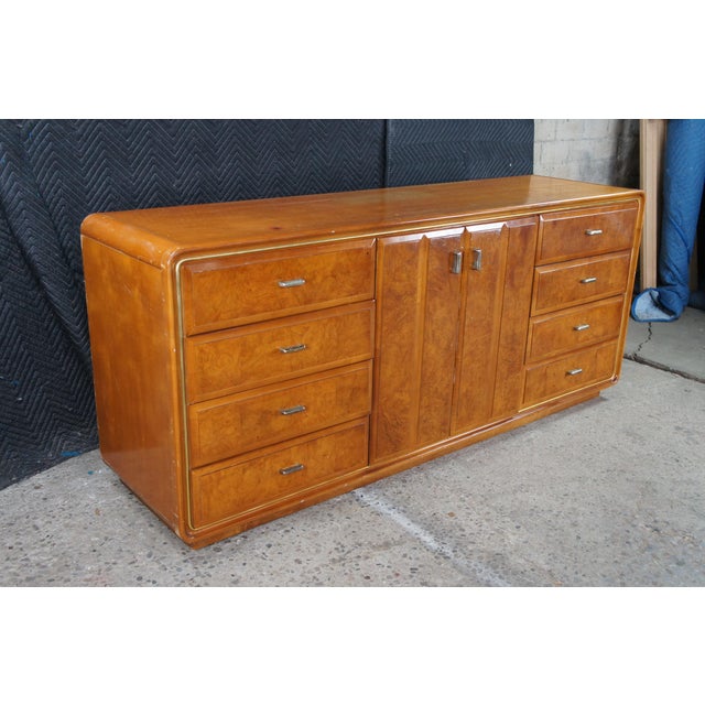 American of Martinsville 1960s American of Martinsville Art Deco Lowboy Burled Triple Dresser & Mirror MCM For Sale - Image 4 of 16