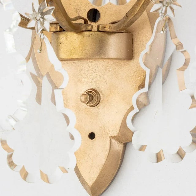 Modern Louis XV Style Crystal Drop Pendant Wall Sconce For Sale - Image 3 of 5