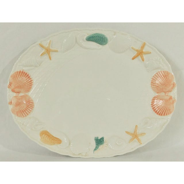 Nautical Vintage Sea Catch Hi-Mark White Ceramic Seashell Starfish Soup Tureen Ladle Platter 6 Bowls - 10 Pc. Serving Set For Sale - Image 3 of 13