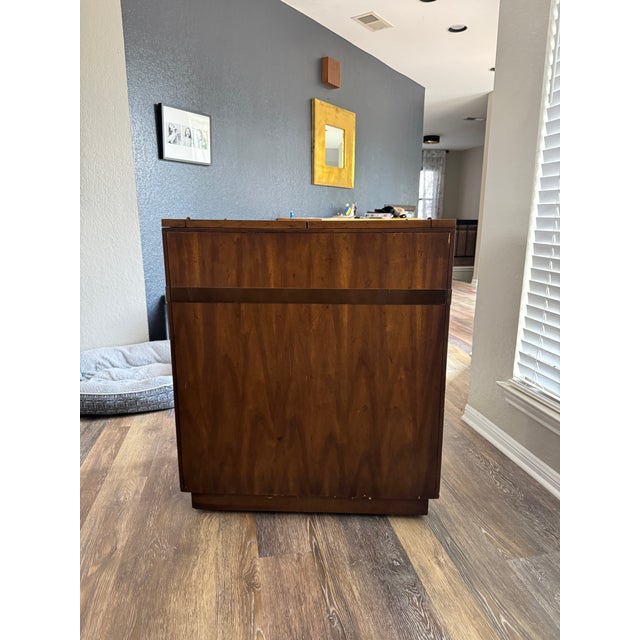 1970s 1970s Drexel Heritage Mid-Century Asian Modern Expanding Rolling Dry Bar Cabinet For Sale - Image 5 of 6