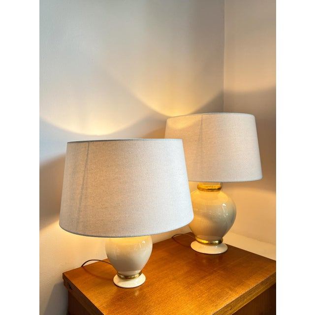 Cream Vintage French Table Lamps in Ivory / Gold Crackled Ceramic from Maison Le Dauphin, 1970s, Set of 2 For Sale - Image 8 of 13