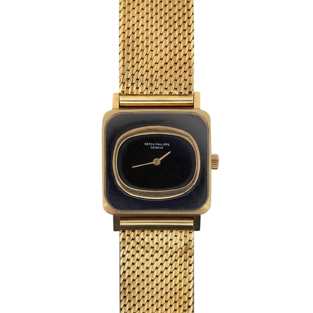 Contemporary Vintage Patek Philippe 25mm Square Ellipse 18k Gold Black Dial Watch For Sale - Image 3 of 16