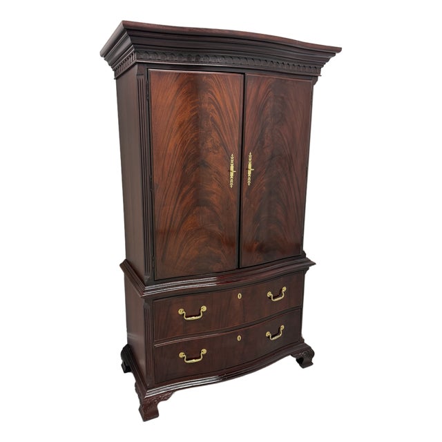 Thomasville Mahogany Chippendale Style Armoire / Linen Press For Sale