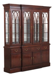 Example of China and Display Cabinets