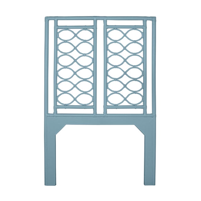 Elevate your space with the modern sophisticated charm of our Infinity bed. Beautifully handcrafted from natural rattan,...